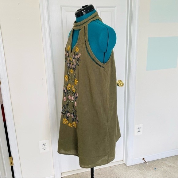 Miami Bohemian Sleeveless Embroidered Dress size Large Green Halter Key hole - Picture 3 of 16